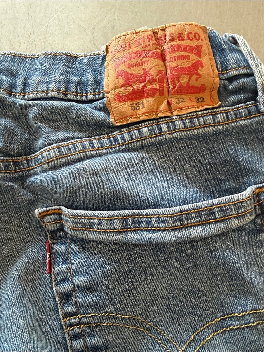 Levi's Men's Light Blue Straight Jeans with Tan Patch